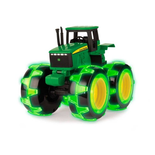John Deere Трактор Monster Treads с большими колесами, которые светятся, 46434B
